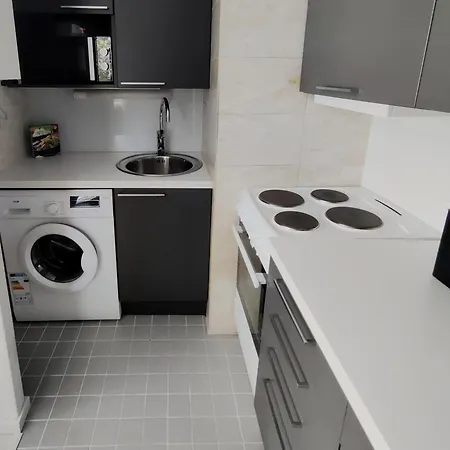 アパート Unique Wood House Apartment, Free Parking *